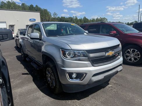 Used 2015 Chevrolet Colorado Z71 AWD/4WD image 1