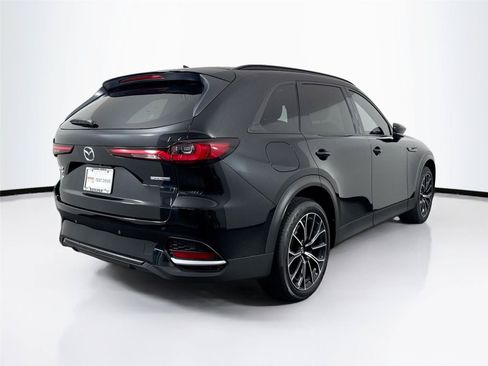 Used 2025 MAZDA CX-70 Plug-In Hybrid w/ Premium Plus AWD/4WD image 2