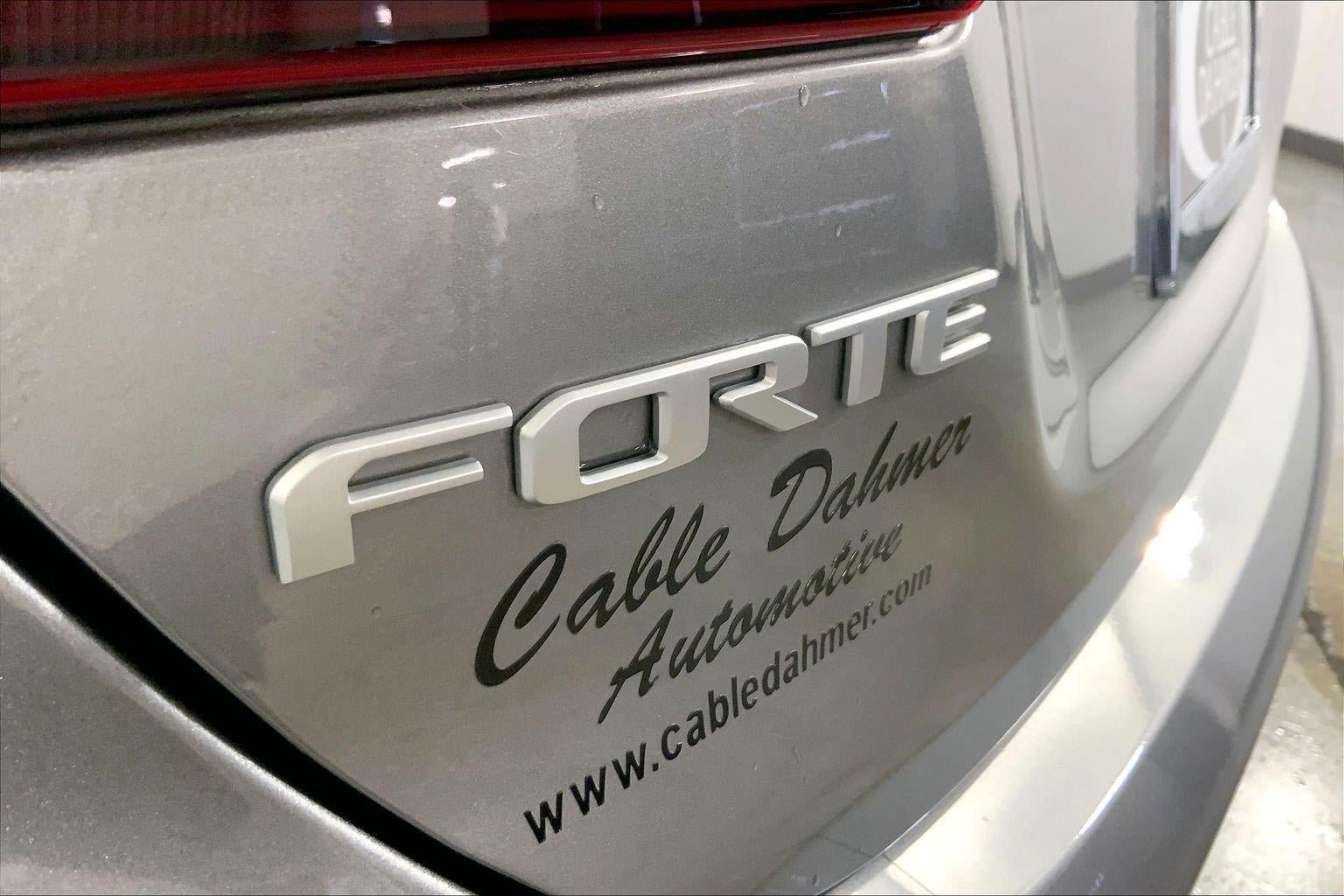 Used 2023 Kia Forte GT-Line FWD image 8