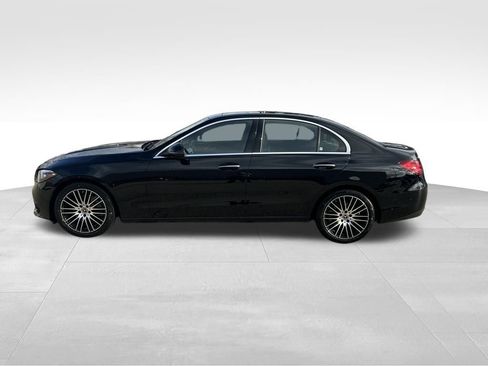 Used 2025 Mercedes-Benz C 300 4MATIC Sedan image 2