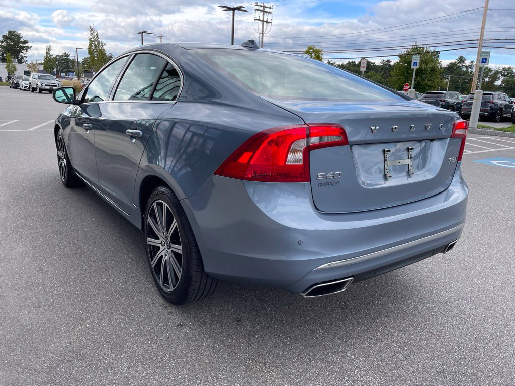 Used 2018 Volvo S60 T5 Inscription w/ Climate Package AWD/4WD image 6