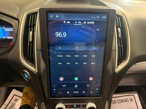Used 2022 Ford Edge SEL AWD/4WD image 34