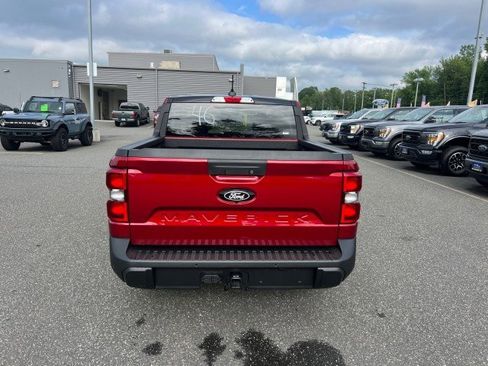 New 2025 Ford Maverick XLT w/ XLT Luxury Package image 4