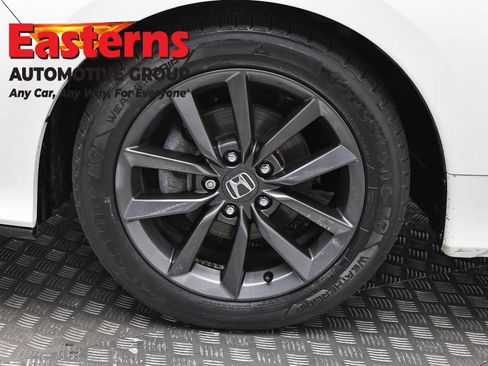 Used 2020 Honda Civic EX image 31