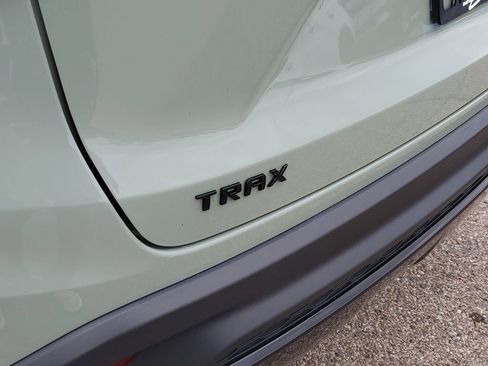 Certified 2024 Chevrolet Trax RS w/ Driver Confidence Package FWD image 34