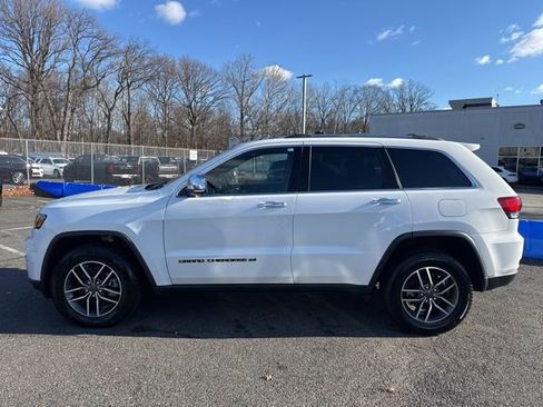 Used 2022 Jeep Grand Cherokee Limited w/ Tech Group image 21