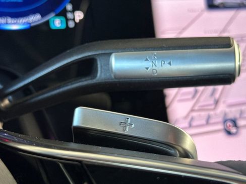 Used 2023 Mercedes-Benz EQS 580 4MATIC Sedan image 20