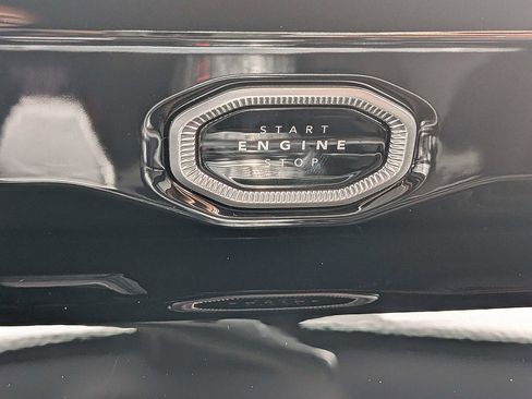 New 2026 Jeep Grand Cherokee Limited AWD/4WD image 32