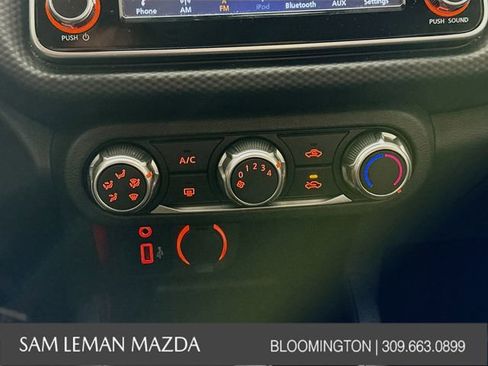 Used 2022 Nissan Kicks S image 15