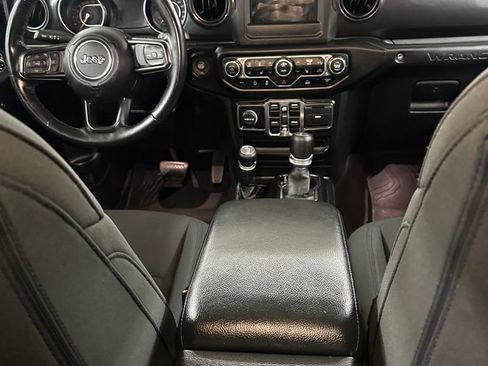 Used 2021 Jeep Wrangler Unlimited Sport image 24