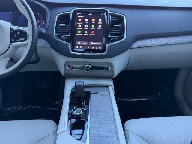 Used 2023 Volvo XC90 B6 Plus w/ Protection Package AWD/4WD image 14