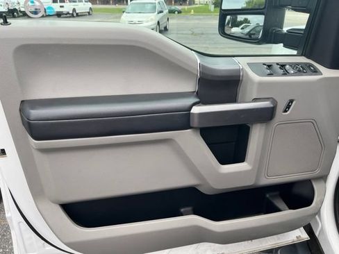 Used 2019 Ford F450 XLT w/ XLT Premium Package AWD/4WD image 10