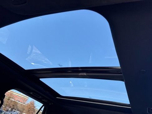 Used 2020 Lincoln Navigator Reserve w/ Equipment Group 208A Reserve image 6