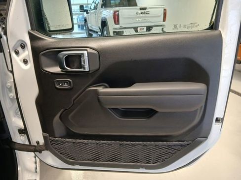 New 2026 Jeep Gladiator Sport AWD/4WD image 15