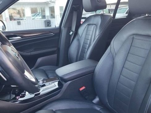Used 2019 BMW X3 xDrive30i w/ Premium Package image 14