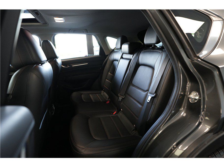 Used 2019 MAZDA CX-5 Grand Touring w/ GT Premium Package FWD image 11