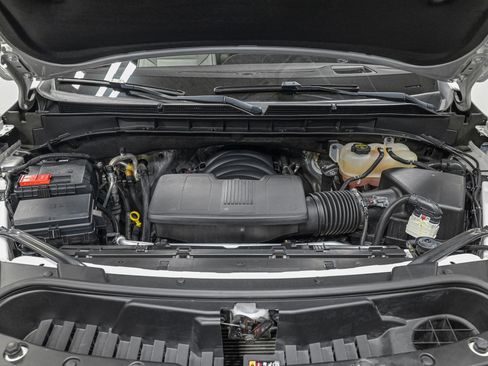 Used 2024 Cadillac Escalade Sport w/ LPO, ONYX Package image 11