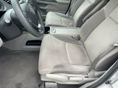 Used 2014 Honda CR-V EX image 10