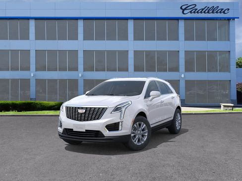 New 2026 Cadillac XT5 Luxury image 8