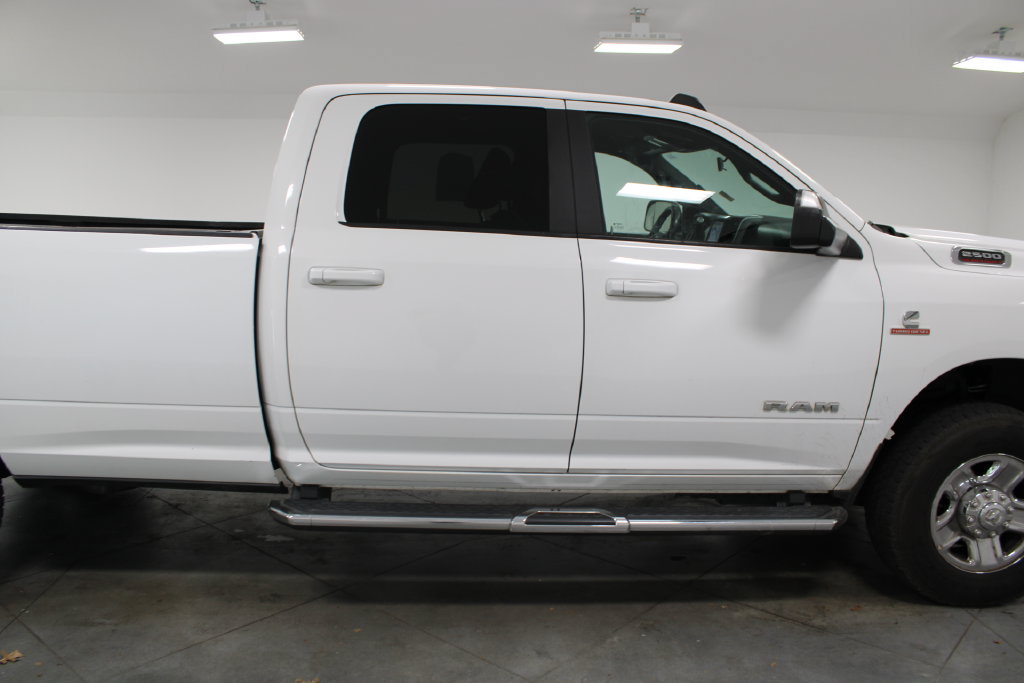 Used 2022 RAM 2500 Big Horn AWD/4WD image 11