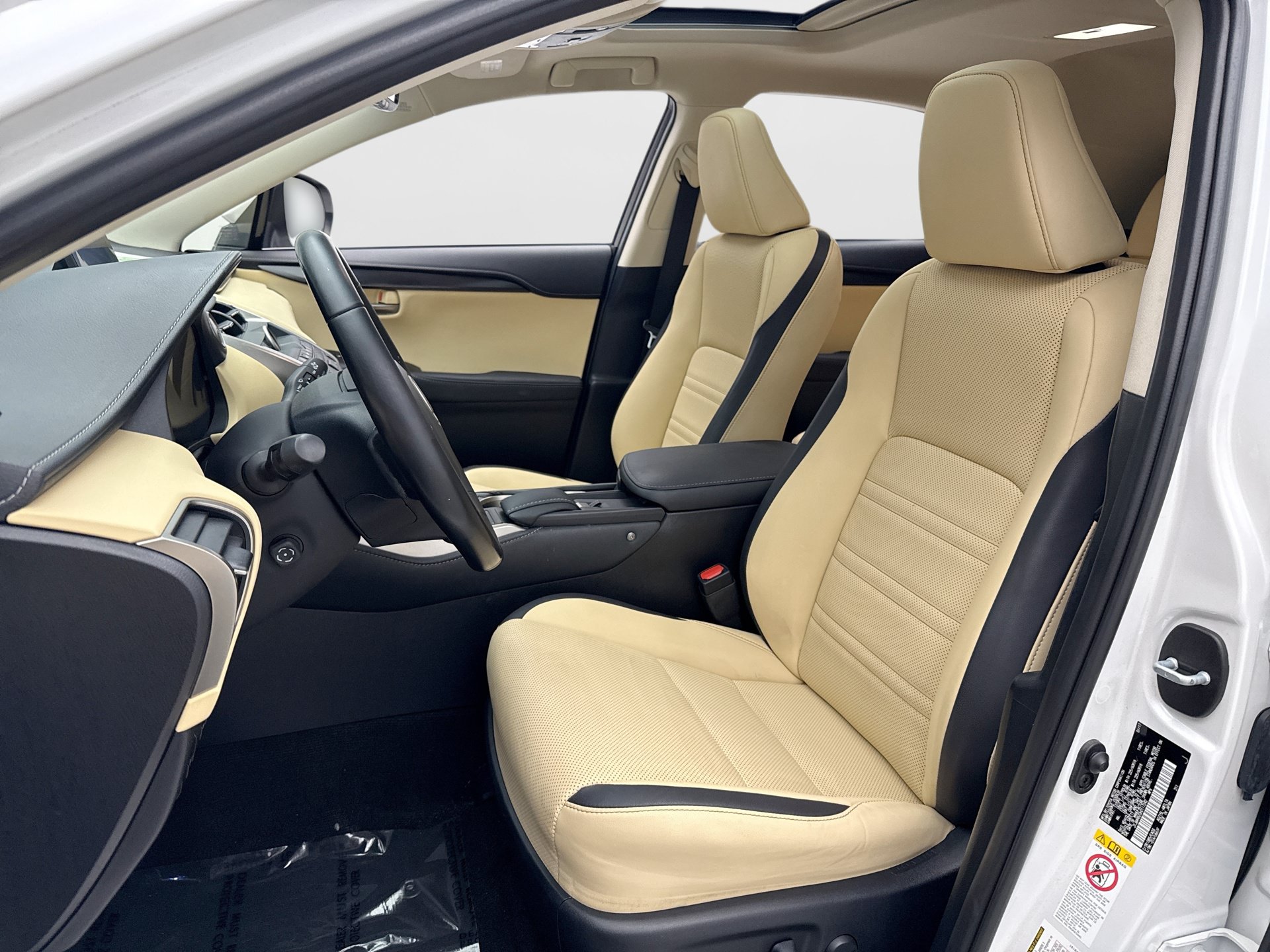 Used 2017 Lexus NX 200t AWD w/ Premium Package image 11