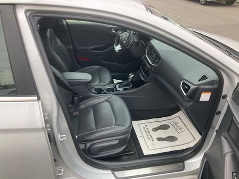 Used 2018 Hyundai Ioniq Limited image 33