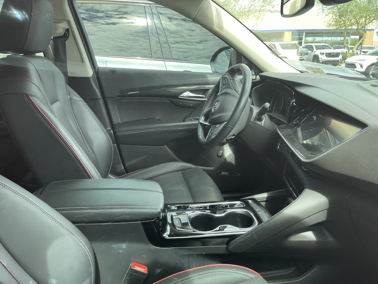 Used 2022 Buick Envision Essence w/ Technology Package I FWD image 6