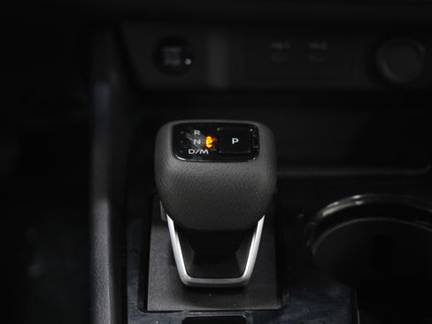 Used 2025 Nissan Rogue SV AWD/4WD image 20