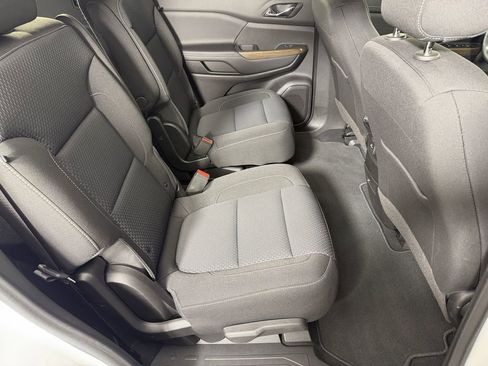 Used 2022 GMC Acadia SLE w/ Driver Convenience Package image 13