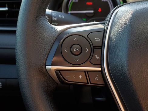 Used 2022 Toyota Camry LE image 15