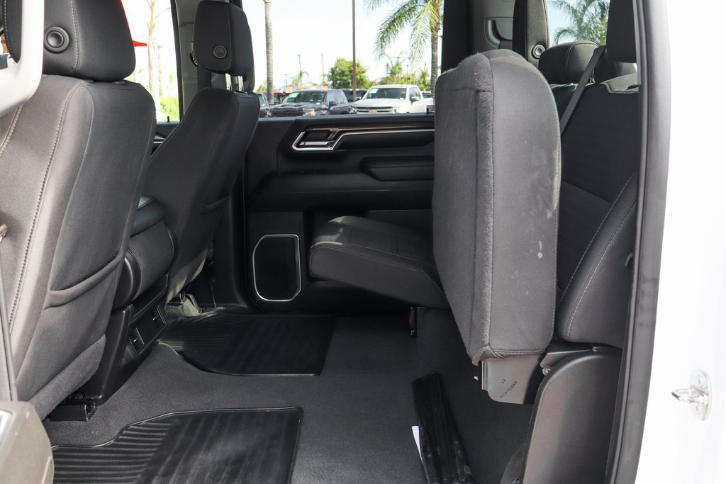 Used 2024 Chevrolet Silverado 2500 LT AWD/4WD image 40