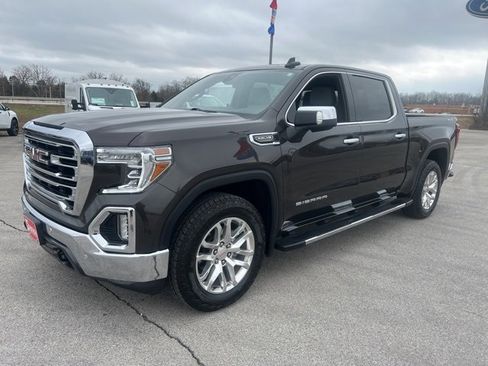 Used 2021 GMC Sierra 1500 SLT w/ SLT Premium Plus Package image 4