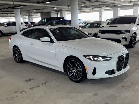 Used 2025 BMW 430i xDrive Coupe w/ Premium Package AWD/4WD image 2