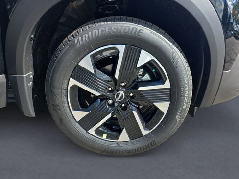 New 2026 Nissan Kicks SV w/ SV Premium Package image 14