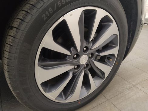 Used 2019 Buick Encore Essence w/ Safety Package II FWD image 31