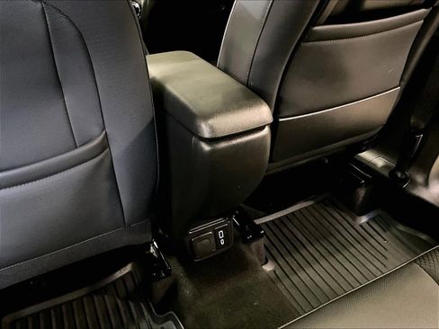 Used 2023 Chevrolet TrailBlazer RS w/ Sun and Liftgate Package image 29