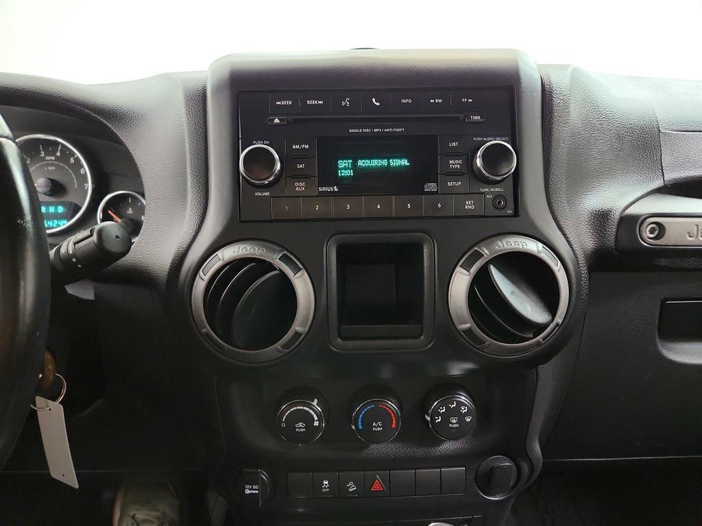 Used 2017 Jeep Wrangler Unlimited Sport w/ Max Tow Package AWD/4WD image 18