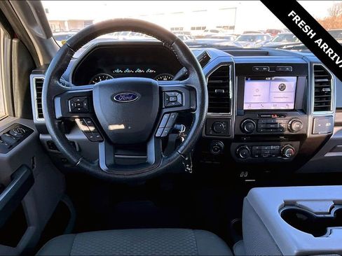 Used 2016 Ford F150 XLT w/ Equipment Group 302A Luxury image 9