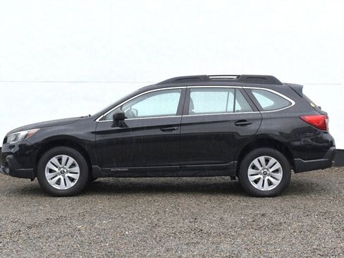 Used 2019 Subaru Outback 2.5i image 9