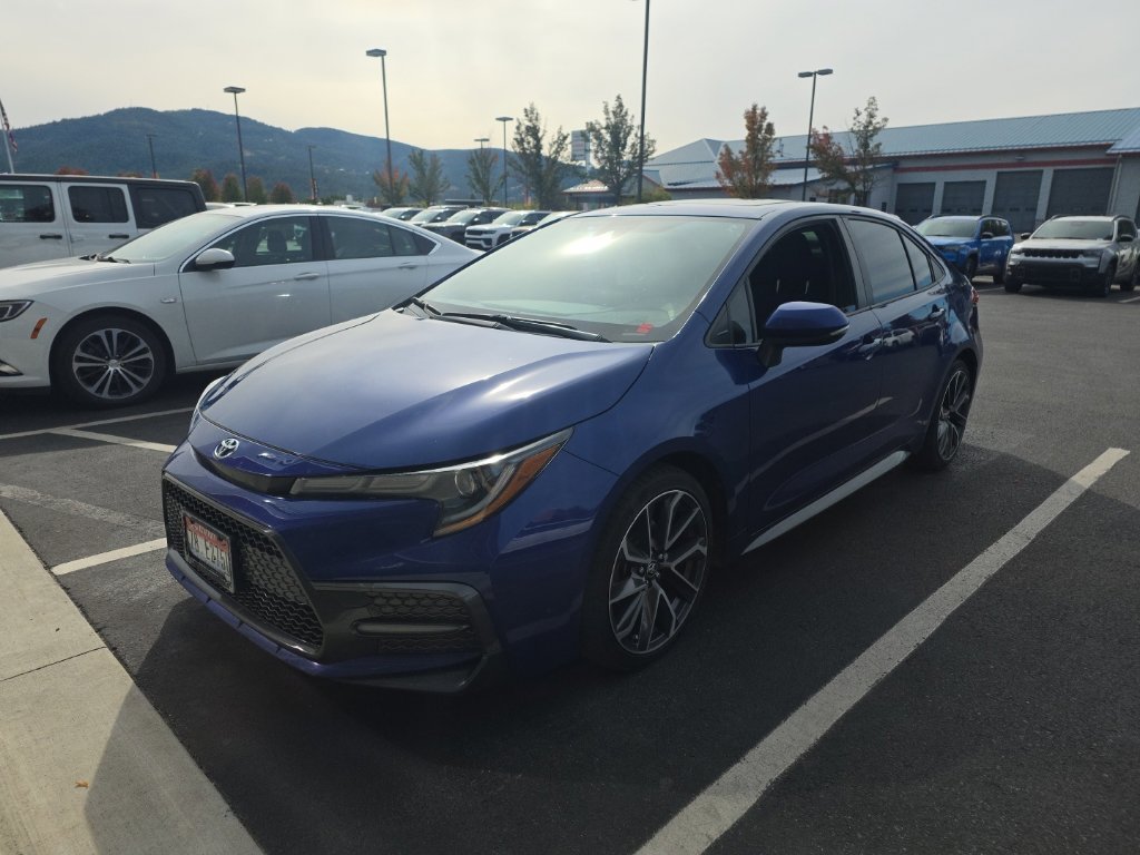 Used 2021 Toyota Corolla SE w/ SE Premium Package FWD image 1