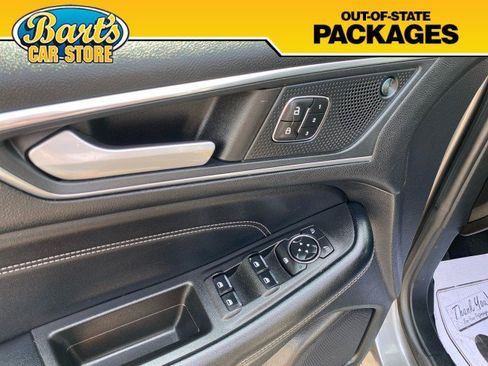 Used 2022 Ford Edge Titanium AWD/4WD image 24