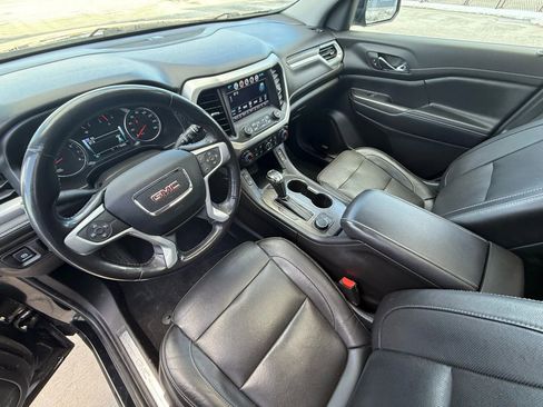 Used 2019 GMC Acadia SLT w/ Black Edition image 17