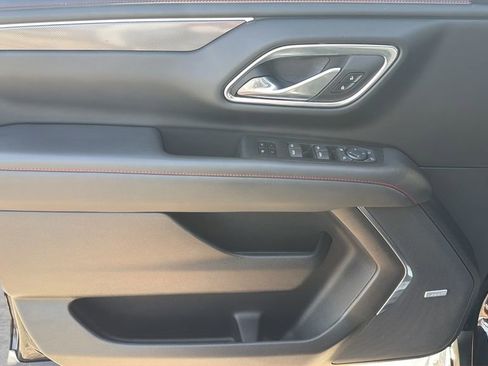 Used 2023 Chevrolet Tahoe RST w/ Sport Performance Package image 26