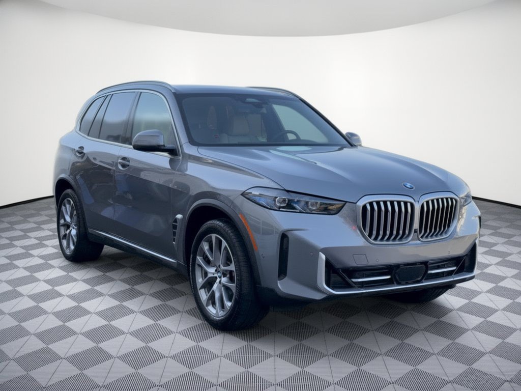 Used 2026 BMW X5 sDrive40i w/ Premium Package RWD image 7