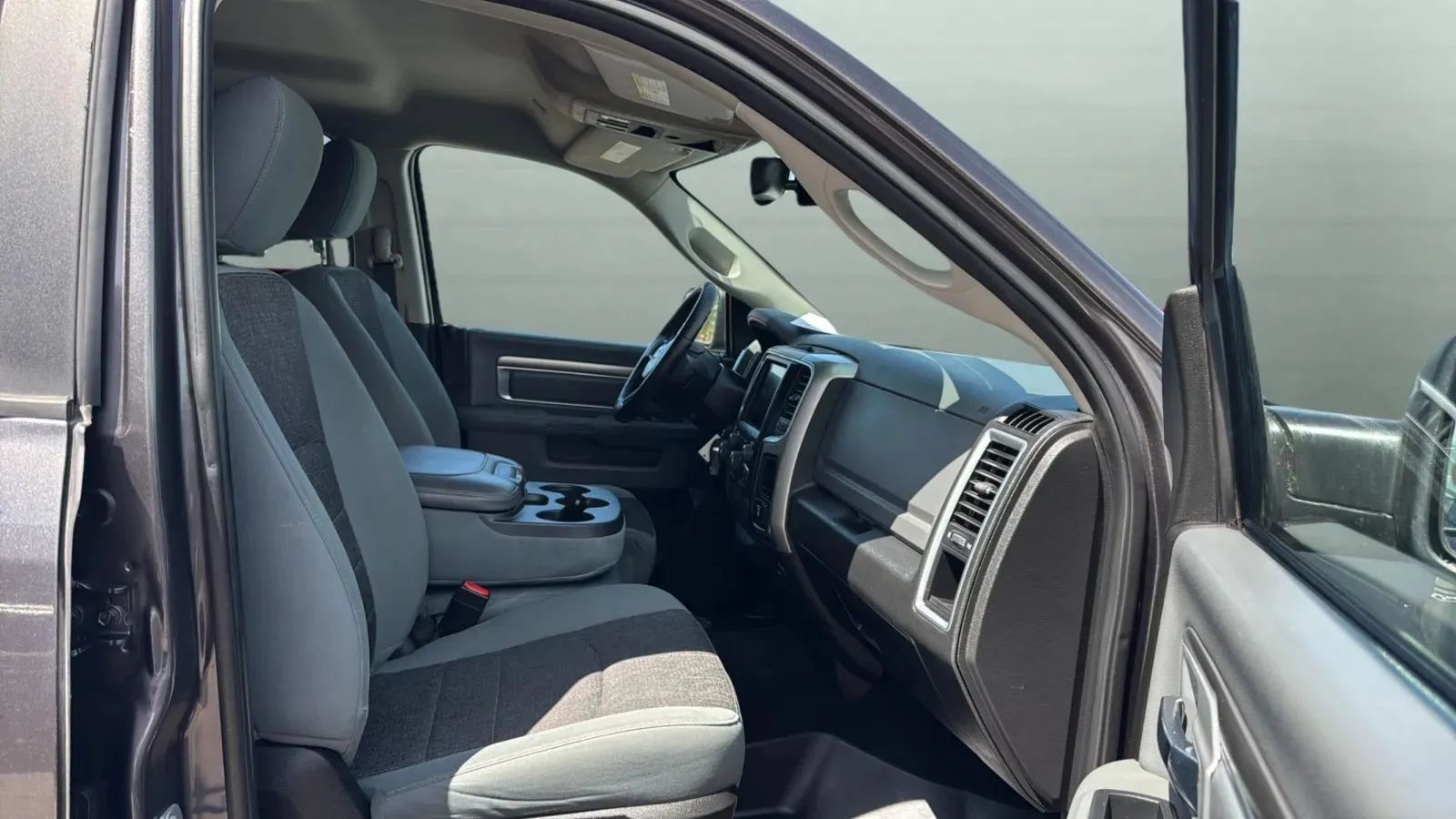 Used 2019 RAM 1500 Classic SLT w/ Luxury Group AWD/4WD image 35