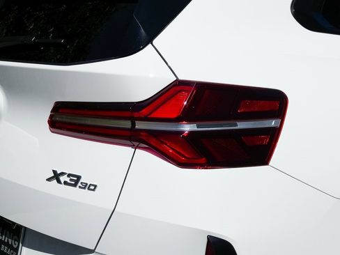 New 2026 BMW X3 xDrive30 w/ Premium Package image 7