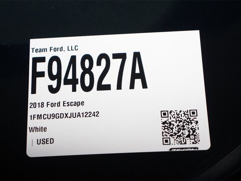 Certified 2018 Ford Escape SE image 31