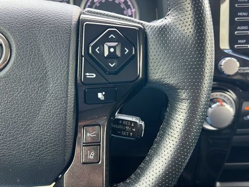Used 2023 Toyota 4Runner TRD Off-Road Premium w/ Moonroof Package AWD/4WD image 21