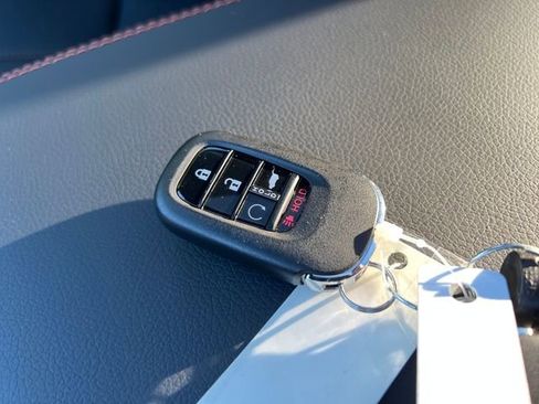 New 2025 Honda Pilot TrailSport image 31