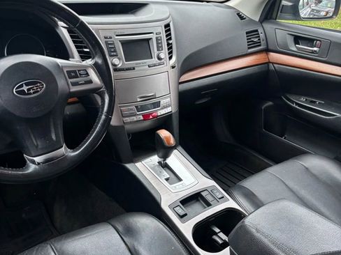 Used 2013 Subaru Outback 2.5i Limited w/ Moonroof Pkg image 38